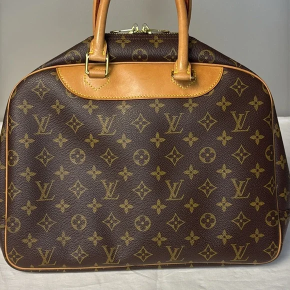 Louis Vuitton Monogram Canvas Deauville Bag - Picture 6 of 11